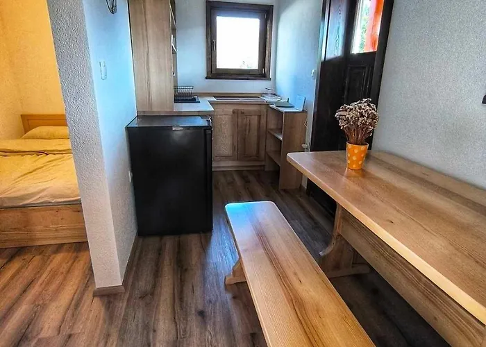 Tiny House 別荘 Žiri